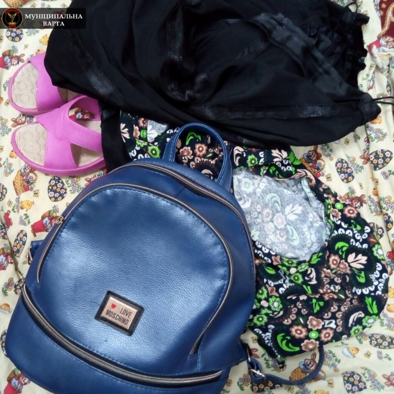 В Киеве водолазы разыскивали "пропавшую" женщину: фото курьезной ситуации