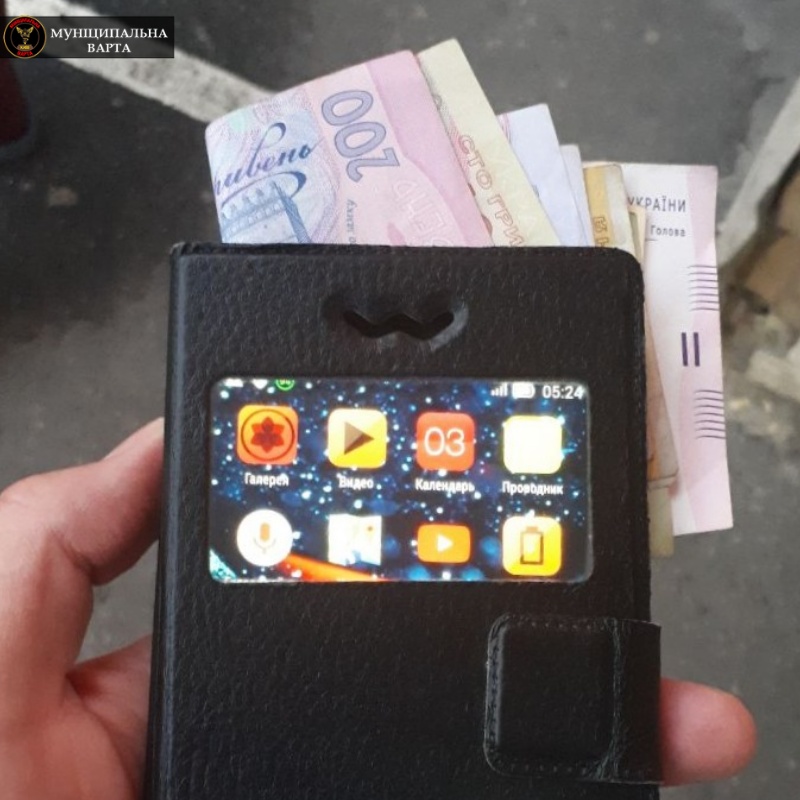 Сказав, що йому потрібна допомога: в київській лікарні затримали злодія (фото)