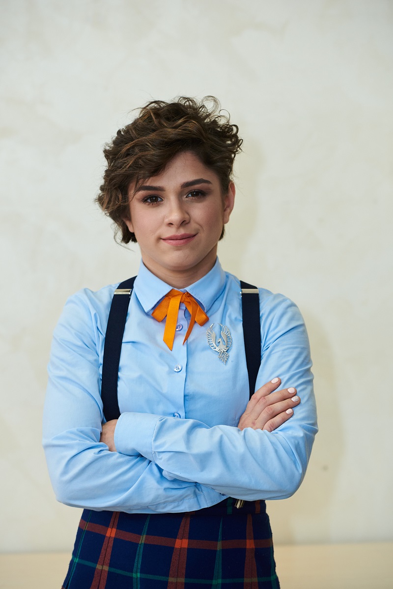 Із пацанки в леді: як змінилися зовні фіналістки реаліті «Від пацанки до панянки» (фото)