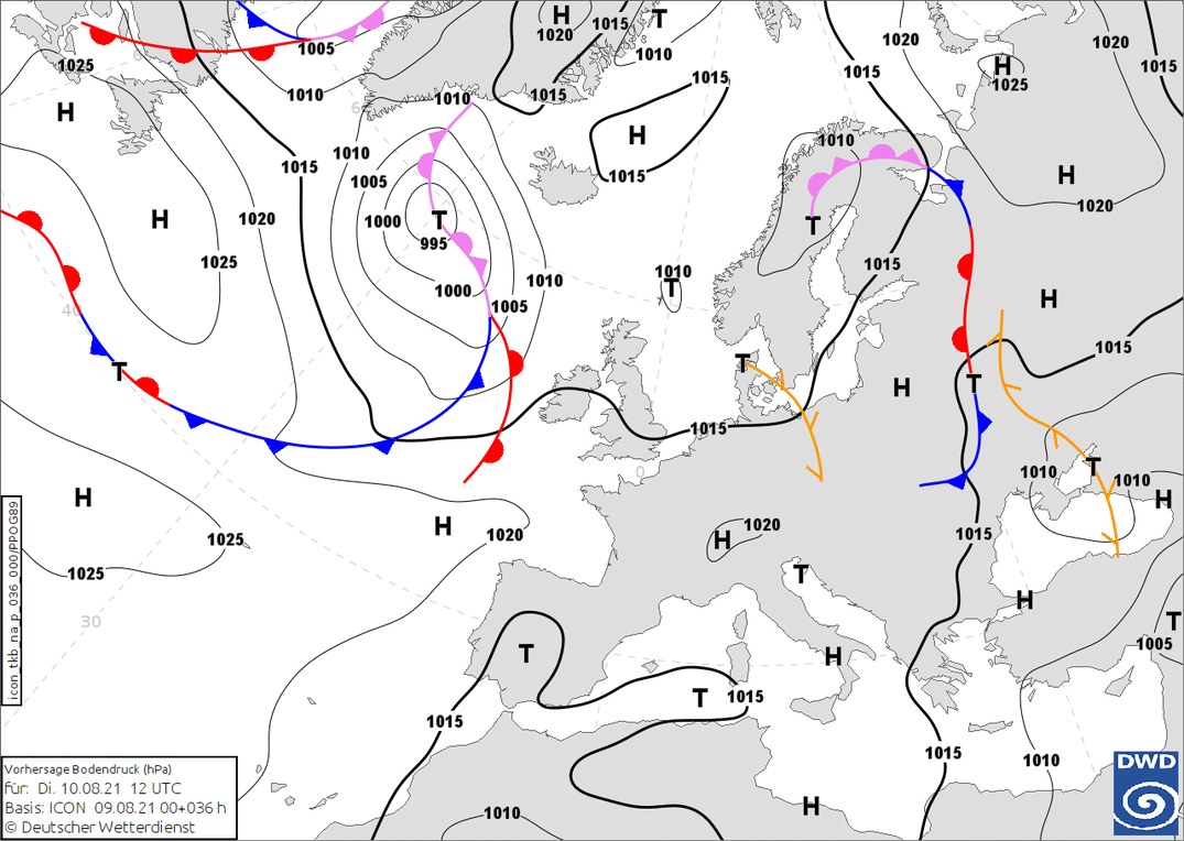 До України суне атмосферний фронт: як зміниться погода на тижні