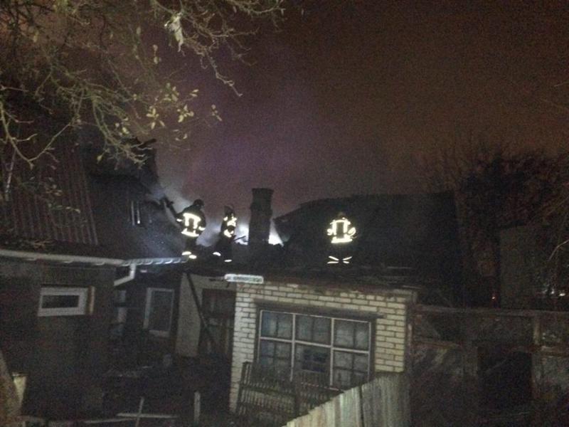 В Виннице спасатели ликвидировали пожар в центре города