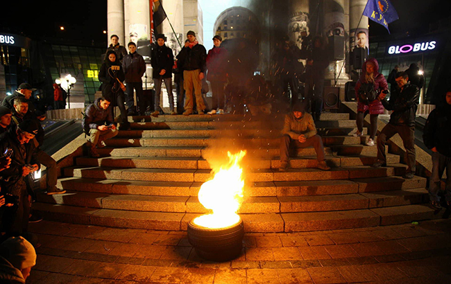 В Киеве на Майдане произошли потасовки