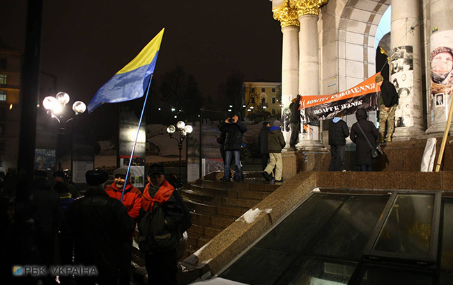 На Майдане собрались около 60 активистов общественных организаций