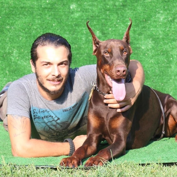 Стало відомо, чим насправді займалася українка, яка випала з балкона в Туреччині