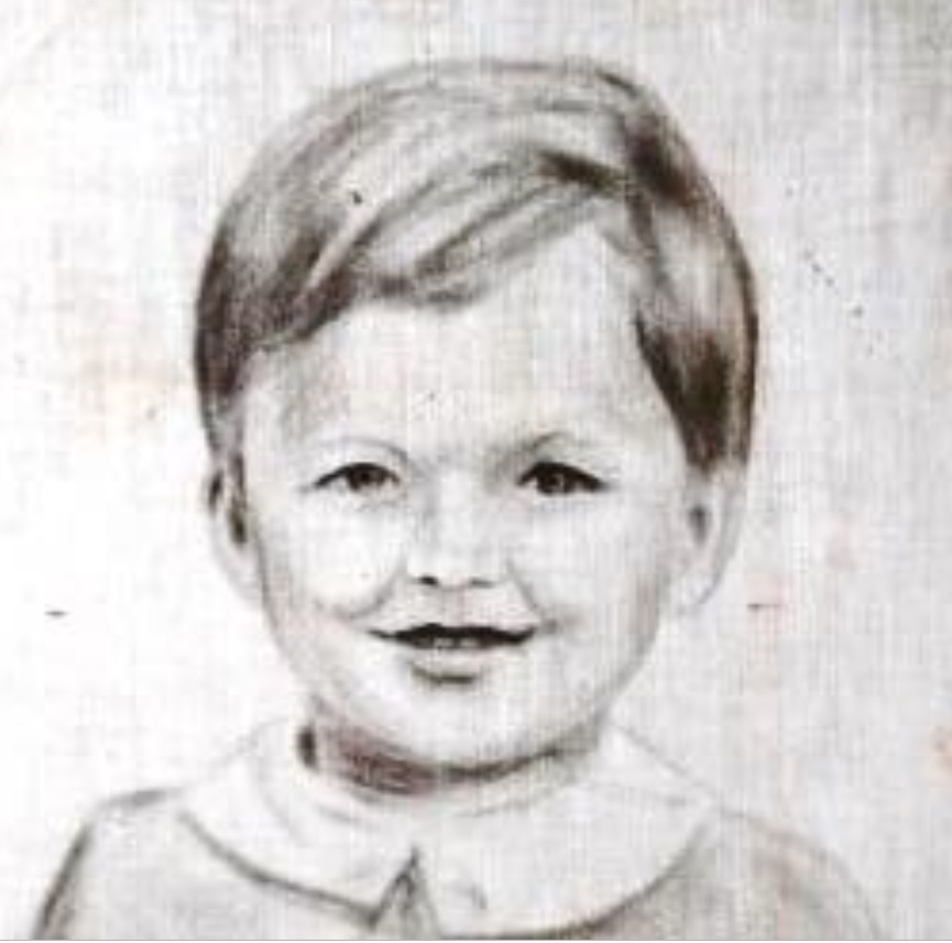 В Одесі знайшли виросшого хлопчика з банки радянської згущенки (фото)