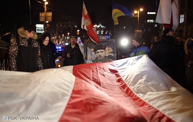 В Киеве прошел марш в честь погибшего на Майдане Жизневского (фоторепортаж)