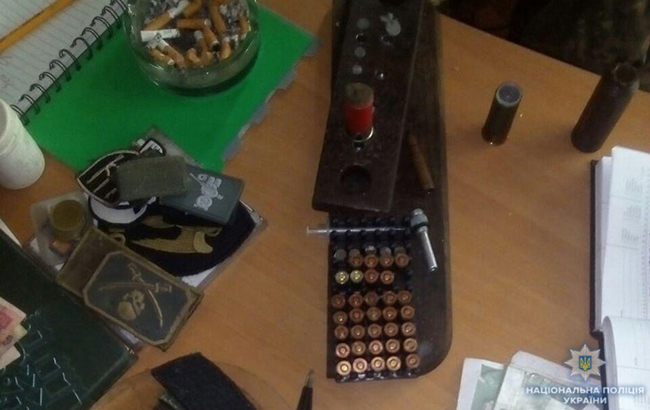 Полиция обнаружила в Донецкой области арсенал оружия
