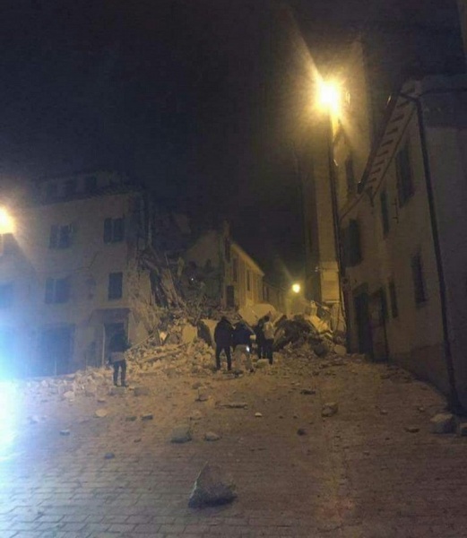 Землетрясение в Италии: фото и видео