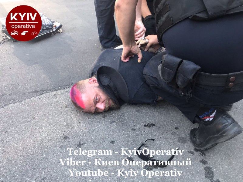 У Києві бандит викрав мотоцикл, аби змінити світ: відео і всі подробиці