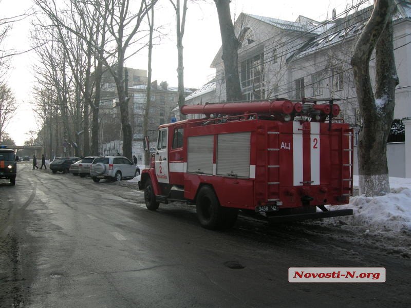 В Николаеве в день приезда Порошенко заминировали филиал Администрации морпортов