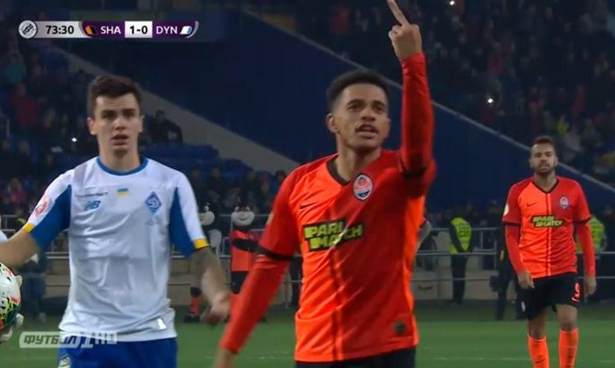 Расисты довели игроков "Шахтера" до слез во время матча с "Динамо" (видео)