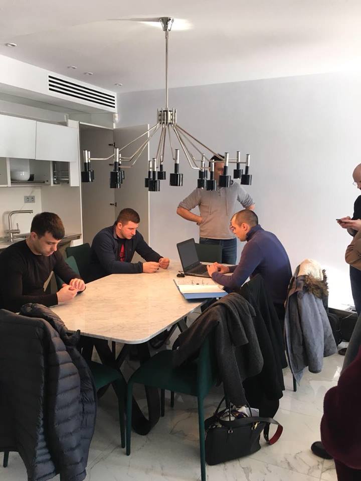 Нардеп Рыбалка заявляет об обыске квартиры сестры в Париже