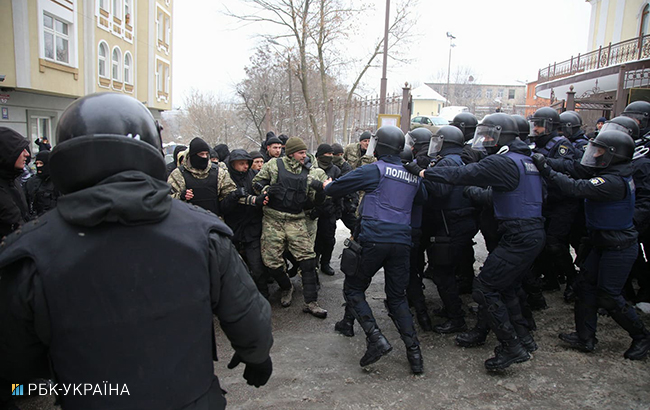 Суд над Трухановым: активисты устроили еще одну потасовку с правоохранителями