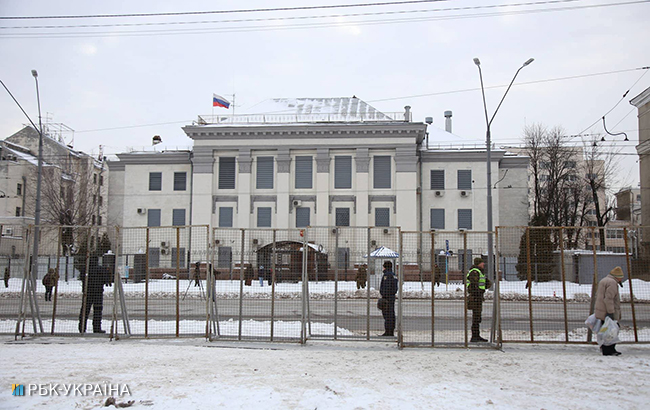 Выборы президента РФ: в Киеве перекрыли Воздухофлотский проспект