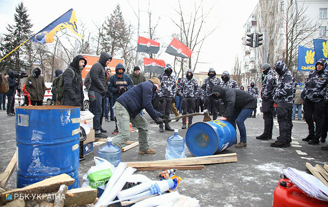 Выборы президента РФ: в Киеве перекрыли Воздухофлотский проспект