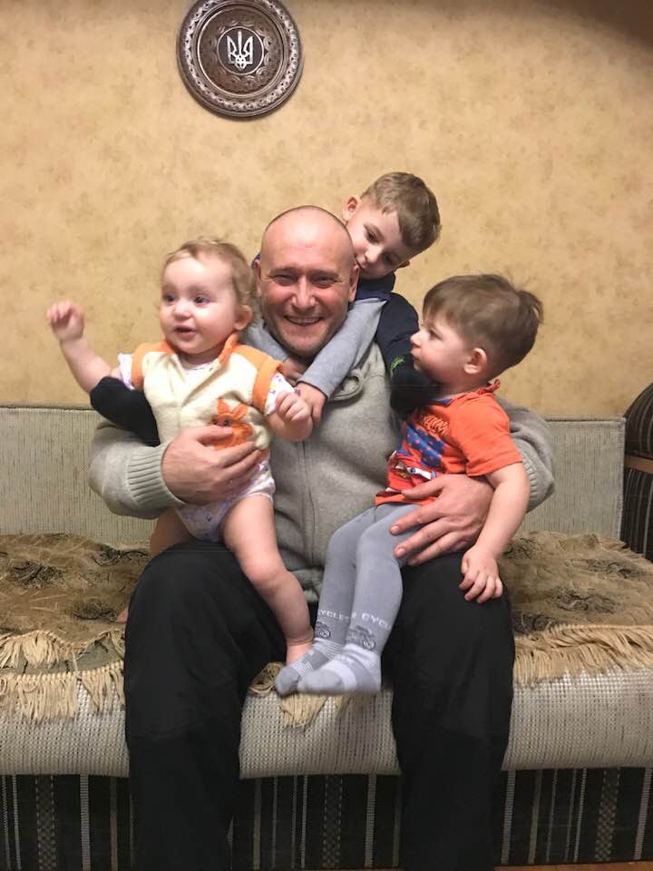 Дмитрий Ярош снова стал дедом: и это только начало