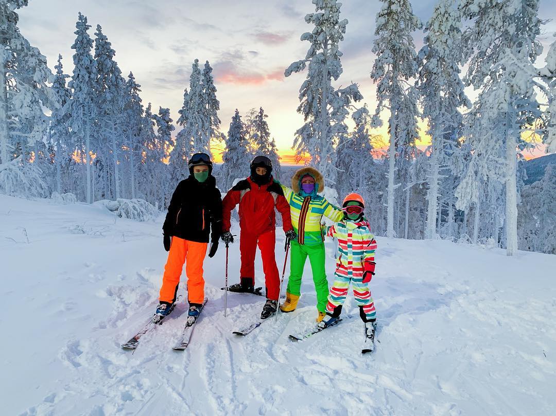 День длится 4 часа и бегают "собаковолки": Сергей Бабкин побывал в сказочных краях