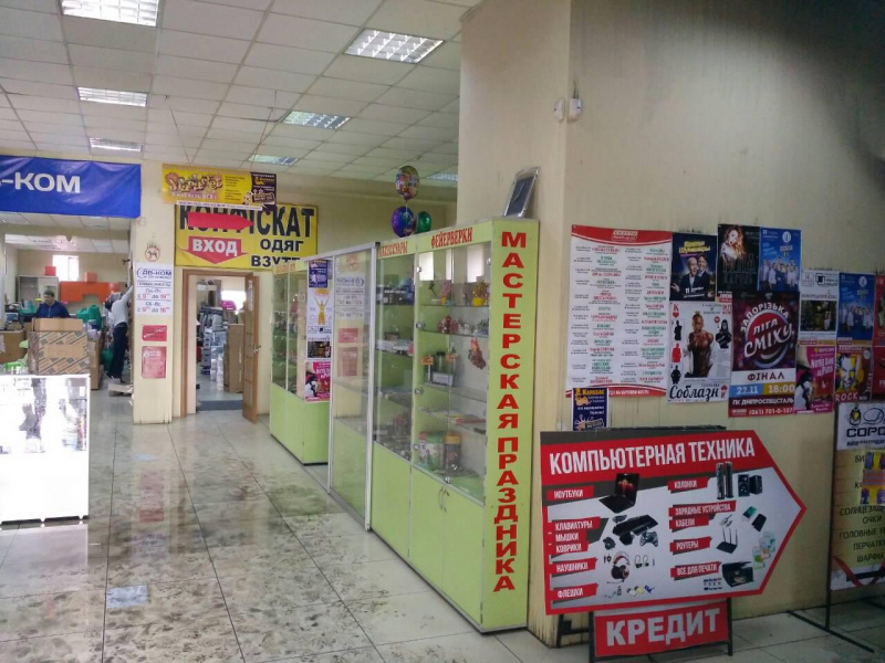 У Запорізькій області в торговому комплексі виникла пожежа