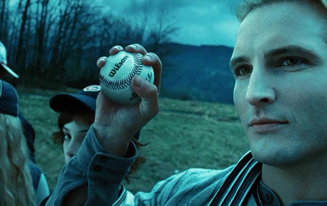 Названа самая смешная сцена в кино за последние 10 лет