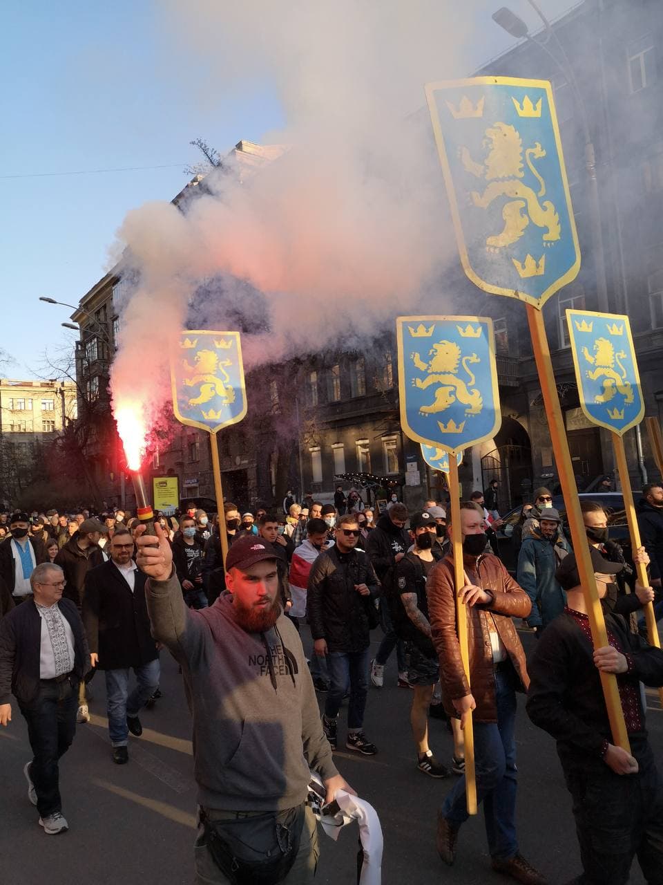 У Києві провели марш вишиванок на честь дивізії "Галичина": як це було (відео)