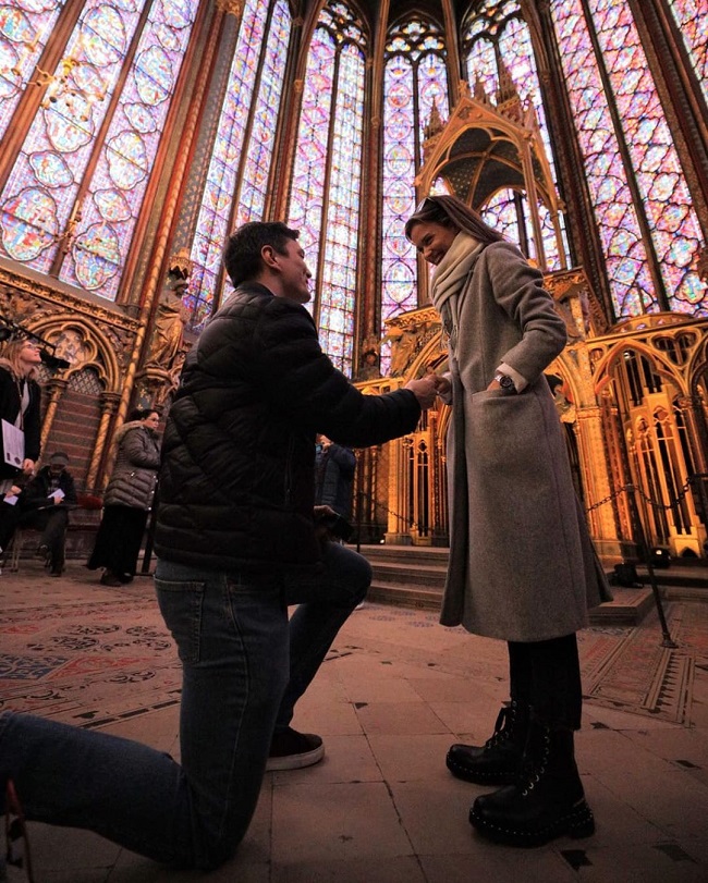 Украинская телеведущая выходит замуж за француза: фото с помолвки