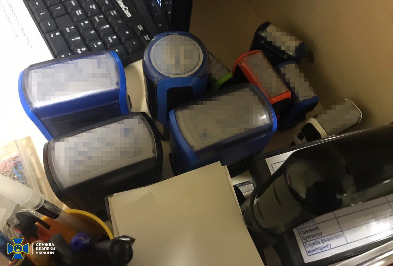 Украинцы потеряли миллиарды из-за новой "пирамиды"