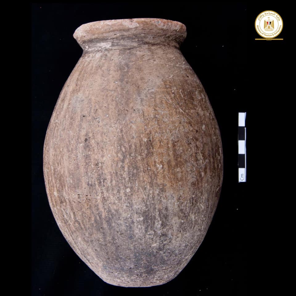 В Египте археологи обнаружили загадочные гробницы: им больше 8000 лет