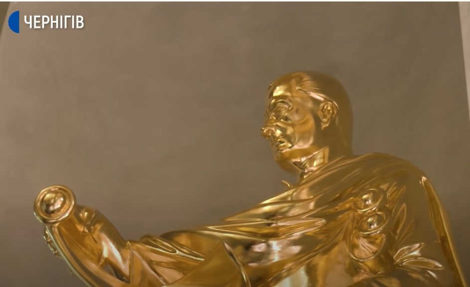 Как у Наполеона: черниговский фермер построил себе мавзолей за 3 миллиона долларов (видео)