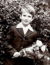 Памяти легендарного "Мифа": как пел, жил и сражался за Украину Василий Слипак (видео)