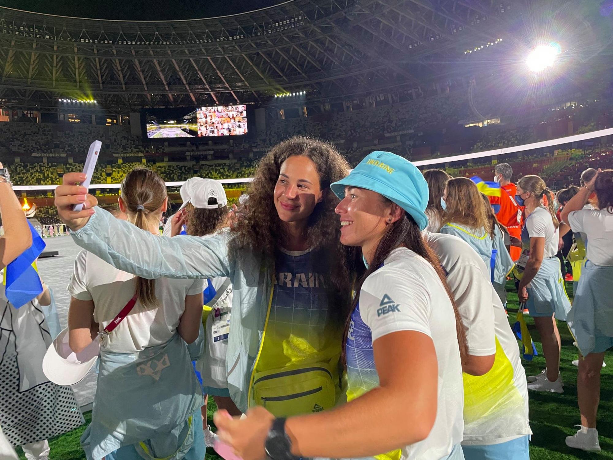 Украинские спортсмены приняли участие в церемонии закрытия Олимпиады 2020: яркие фото из Токио