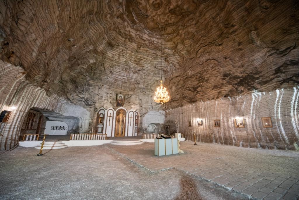 "Артемсоль" открывает уникальный туристический маршрут в соляные шахты