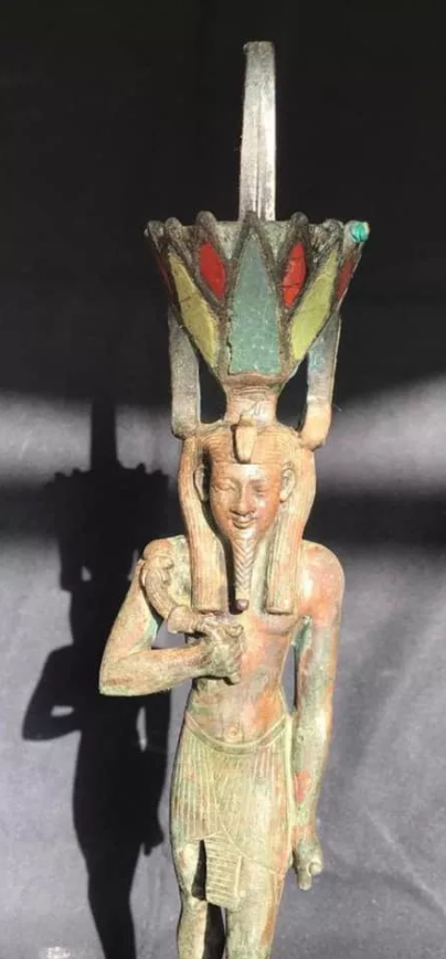 Найдено захоронение с мумиями жрецов и статуей необычного бога: фото сенсационных находок