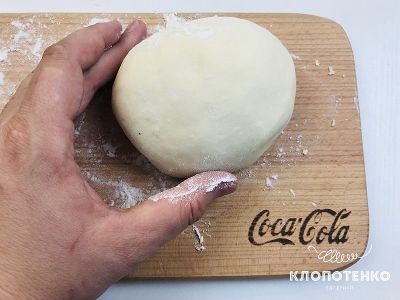 Клопотенко поделился секретом приготовления сочных чебуреков без фритюра