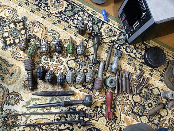 В Україні поліція за добу відкрили 30 справ за фактом незаконного поводження зі зброєю та боєприпасами