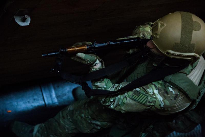 Співробітники ФБР провели тренінг для спецназу НАБУ і Нацполіції