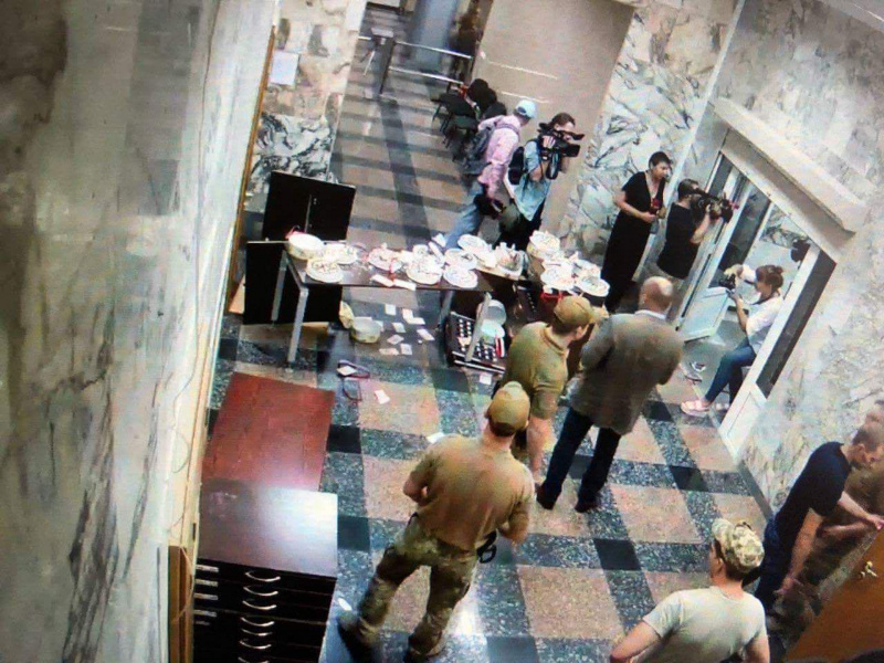 В здание НАБУ ворвались неизвестные