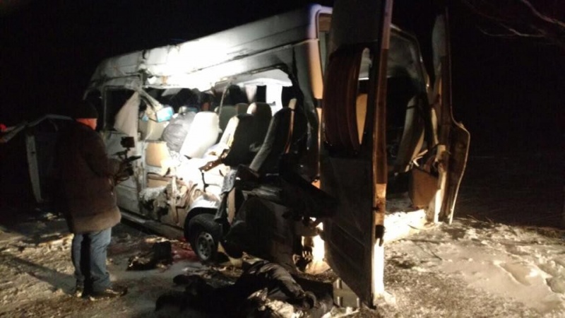 ДТП з фурою і мікроавтобусом у Дніпропетровській області