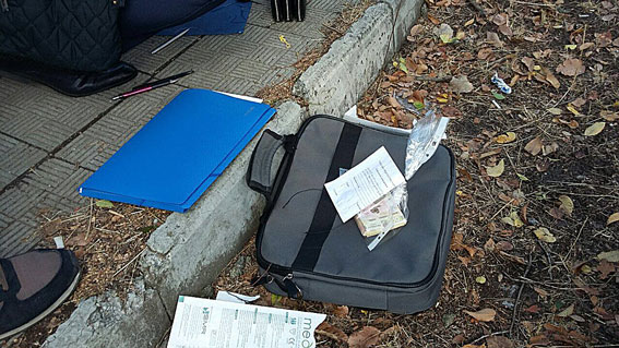 На хабарі у 416 тис. гривень затримали чиновника Дніпропетровської РДА