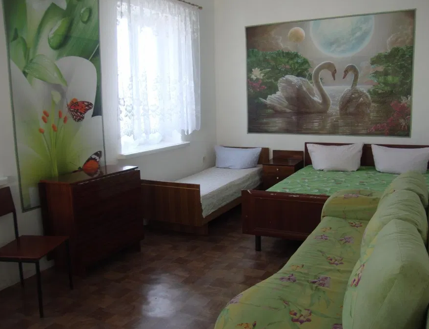 Як виглядає бюджетне житло на українських морських курортах: вся принадність відпочинку за 100-150 гривень