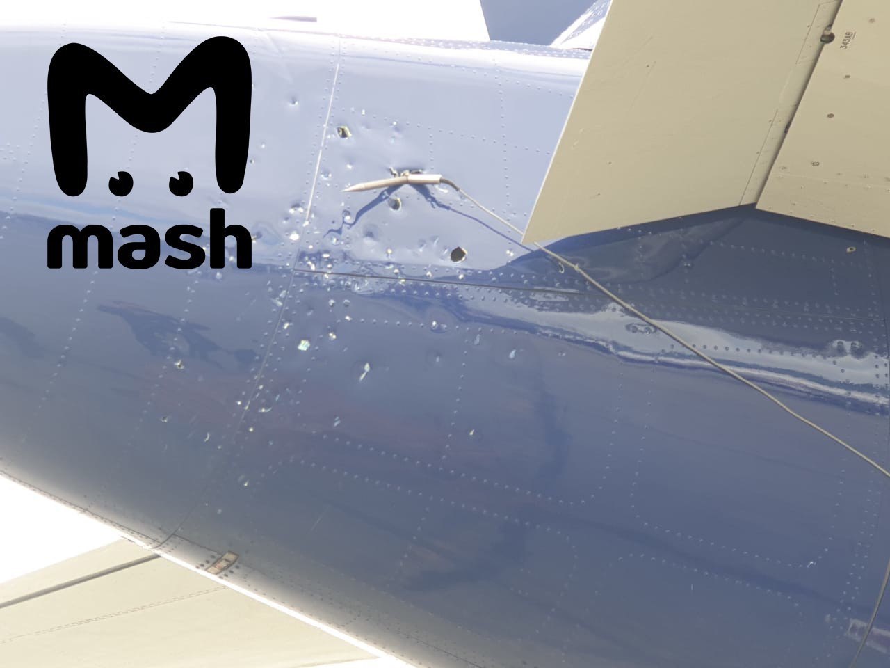 30 пробоин в фюзеляже: в Шереметьево случилось новое ЧП с Суперджетом. Фото