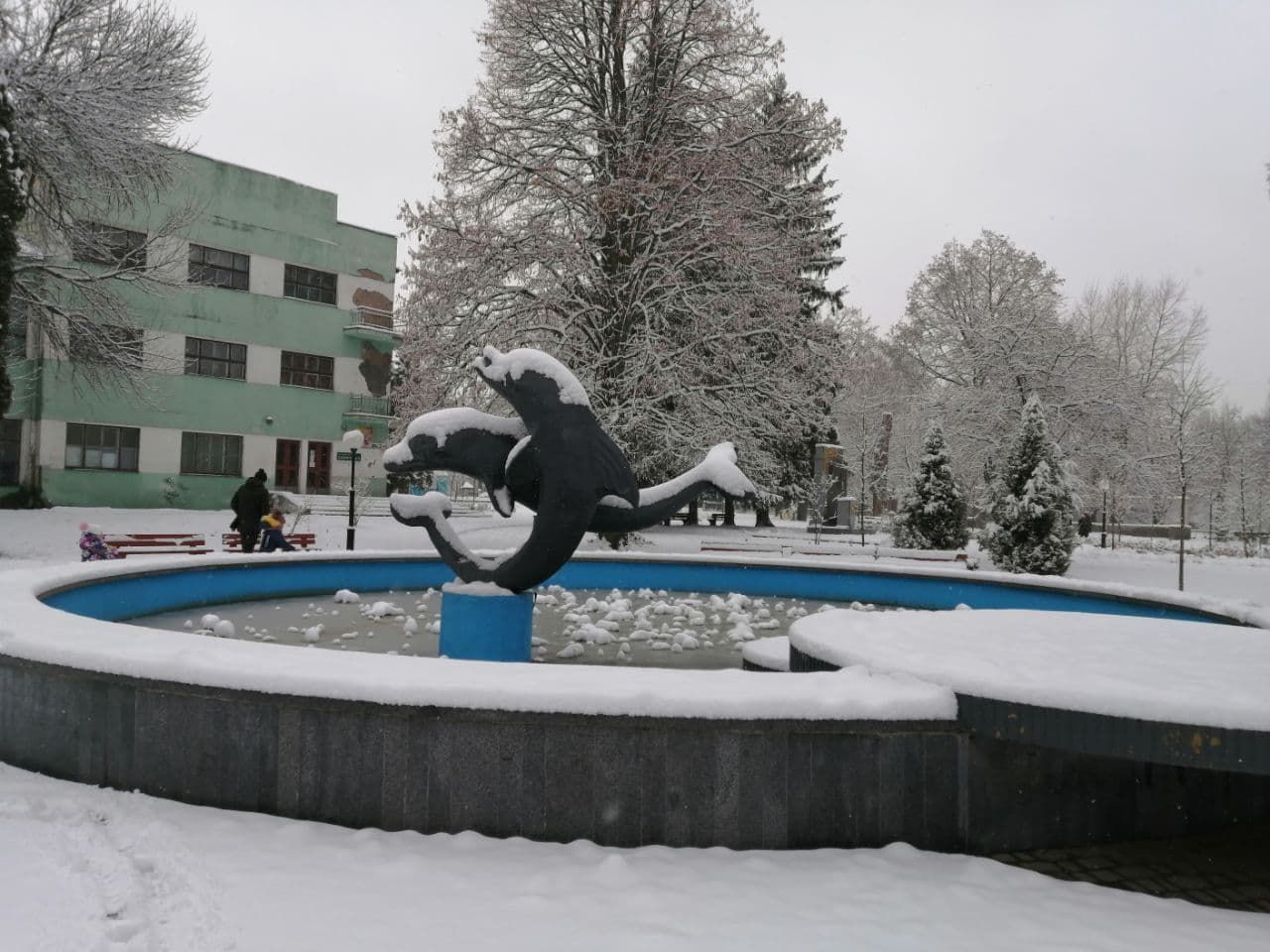 В Украину пришла сказочная зима: на фото попали невероятные пейзажи