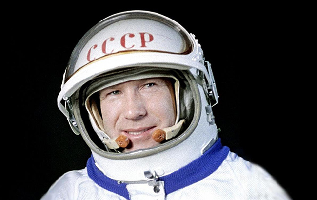 Умер космонавт Леонов