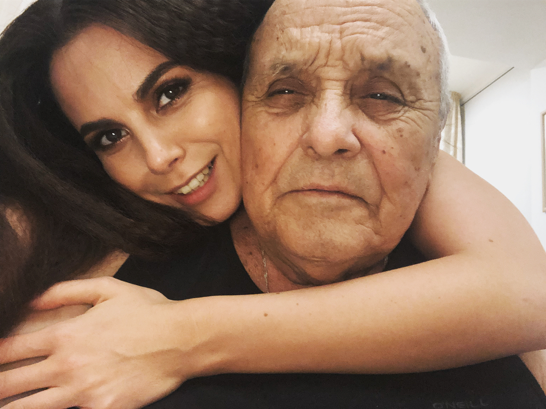 Настя Каменских сообщила о горе в семье: пожалуйста, приходи ко мне почаще во снах