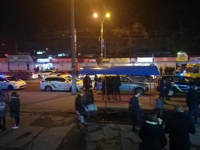 В Киеве полиция задержала 30 человек, устроивших масштабные беспорядки