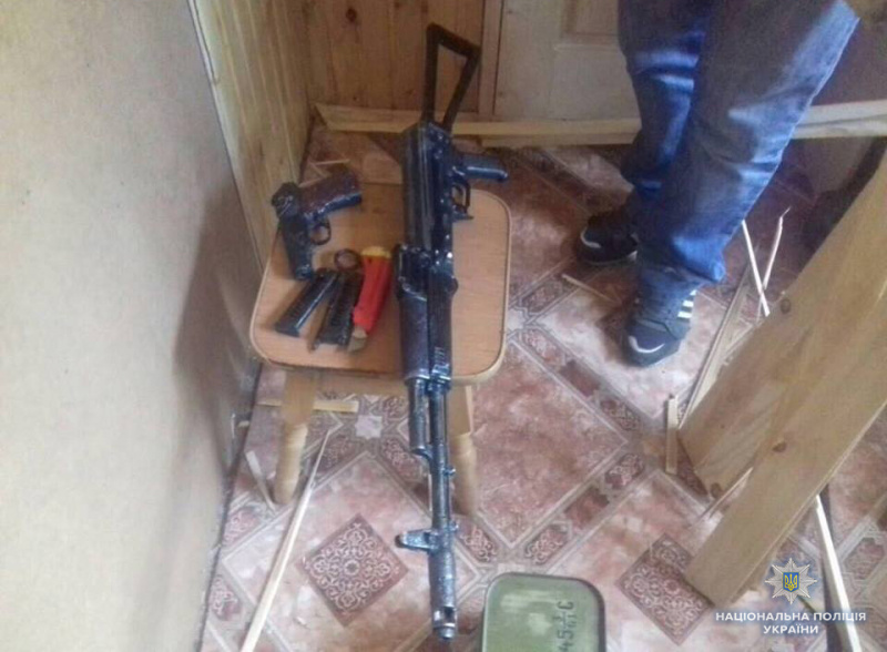 В Ивано-Франковске изъяли арсенал оружия и боеприпасов