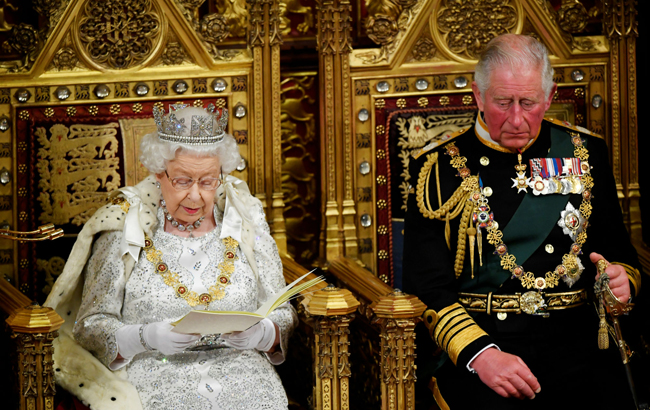 Елизавета II готова отречься от престола: названа грустная причина