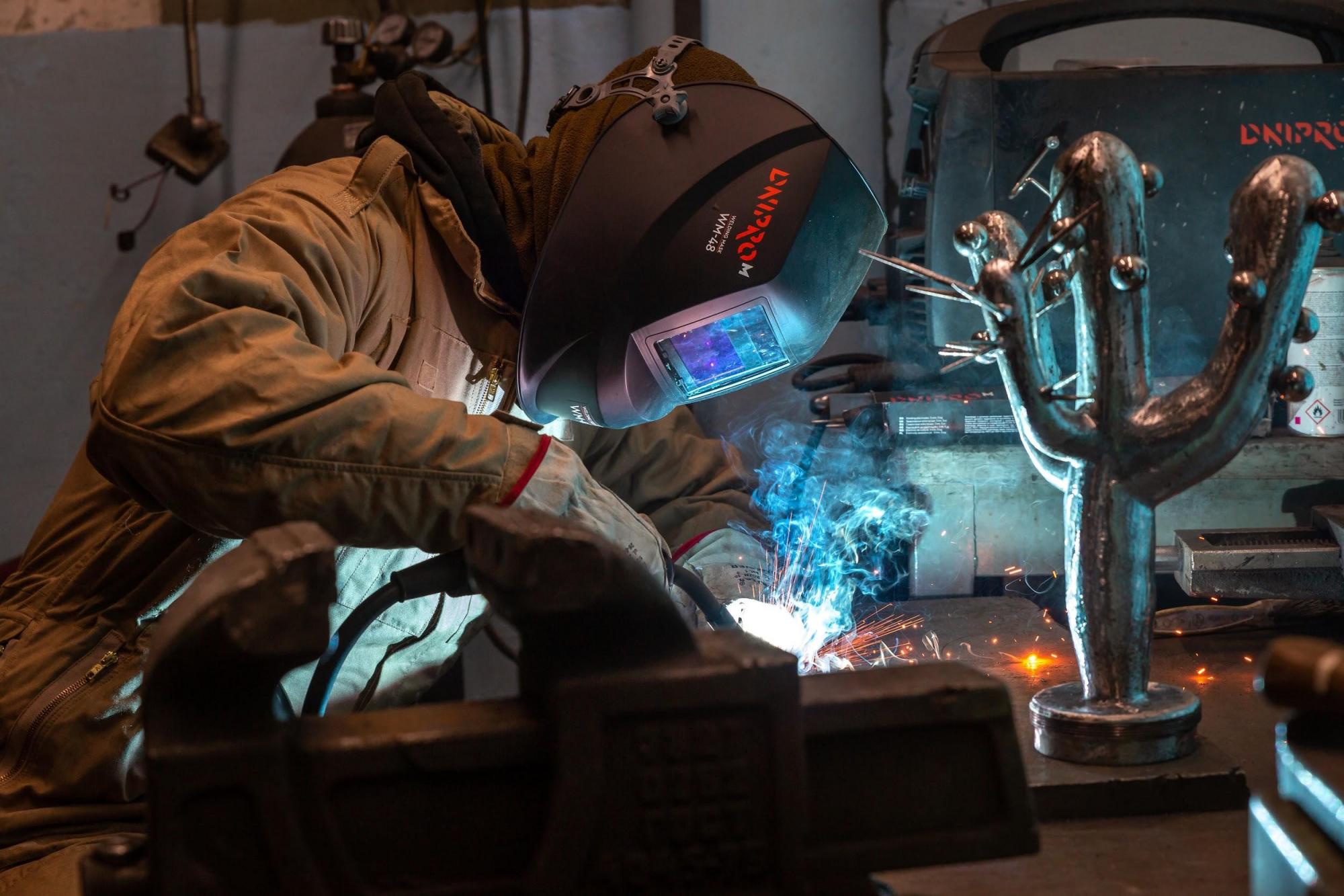 Не поспішайте позбутися металобрухту. Ось, що можна зробити!