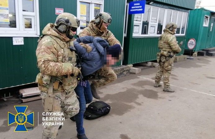 Шесть лет в розыске: на Донбассе задержали боевика "ДНР" (фото)