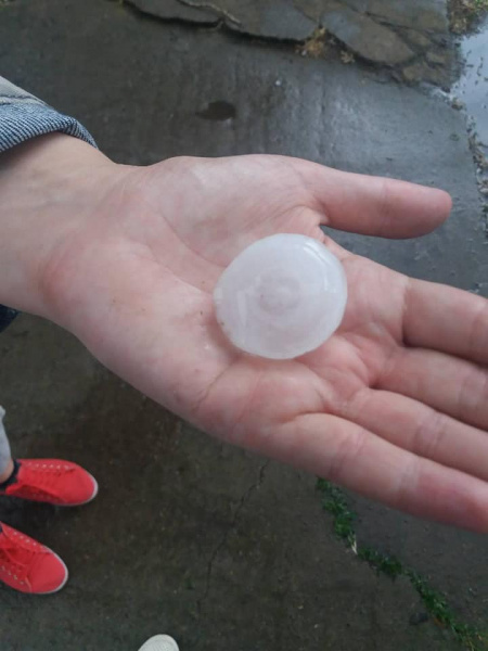 В Южноукраинске прошел сильный град