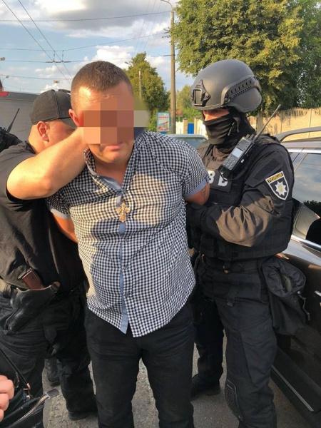 В Луцке полковника полиции задержали на взятке